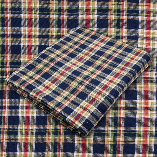Tartan Plaid Yarn Dyed Flannel Fabric. FP42